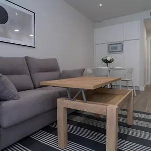 apartamento-luminoso-a-estrenar-a-13km-del-centro-de-mlaga.1costadelsol.com/